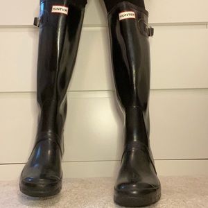 Hunter Tall Gloss Rain Boots